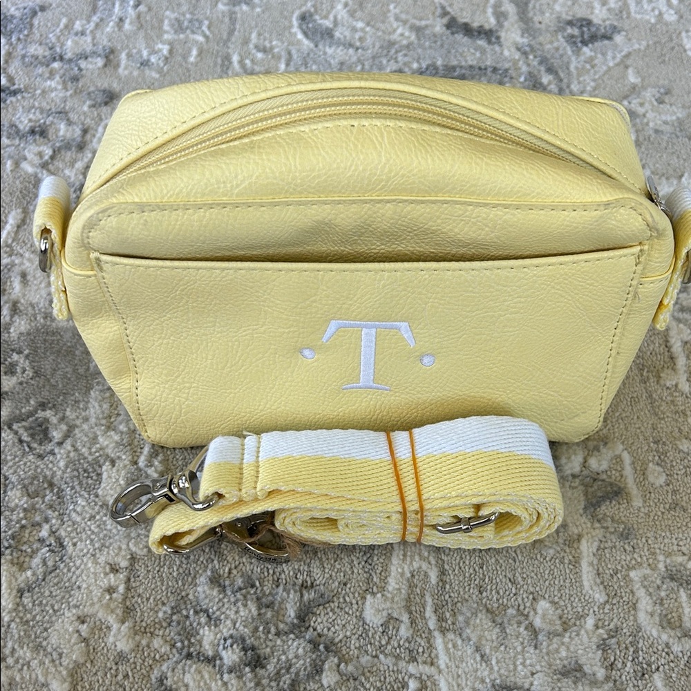 Thirty-One Light Yellow Crossbody Bag